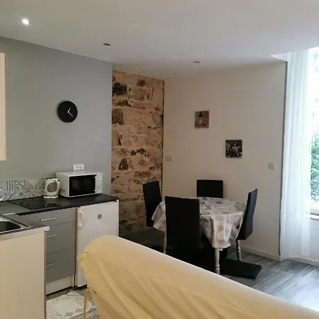 Centre De Refait Neuf Octobre 2022 شقة لا بوربول